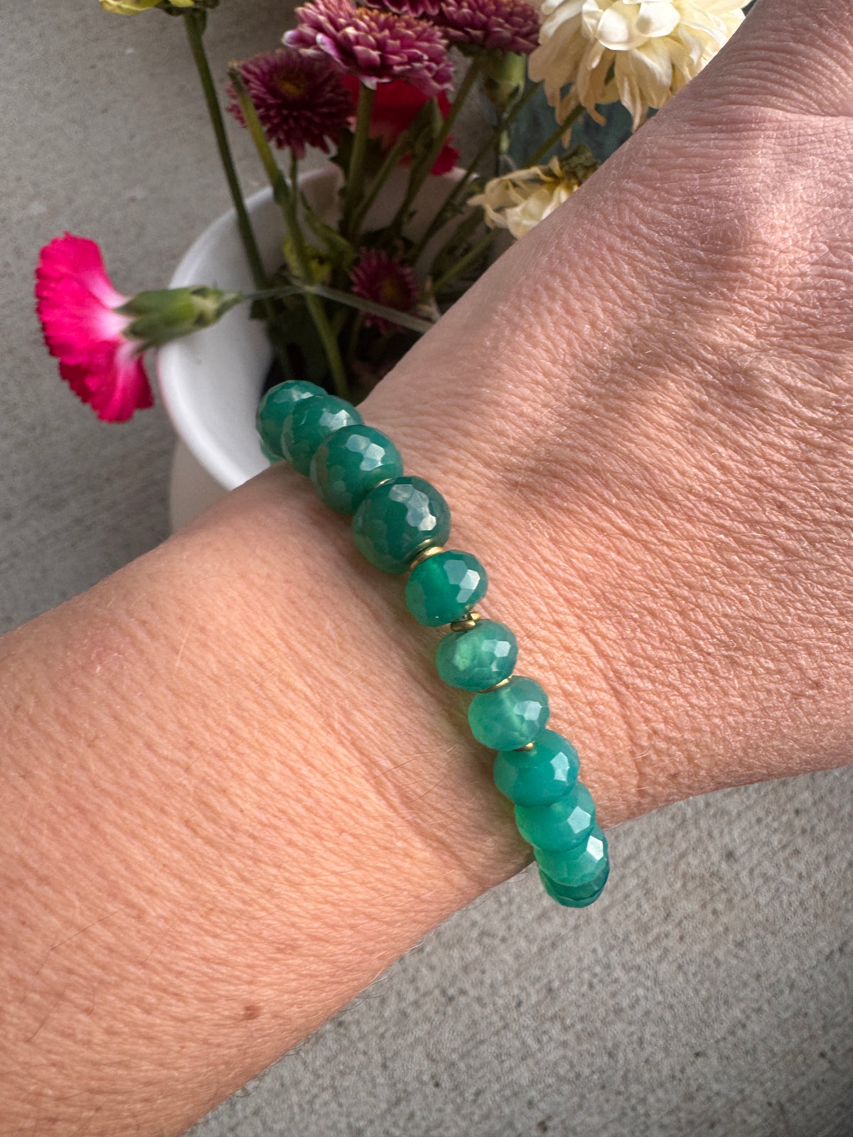 Green Onyx, jaguar gold rhinestone clasp.