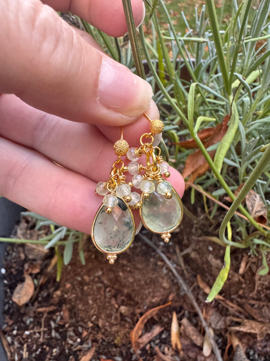 Prehnite stone, gold metal, drop, earrings
