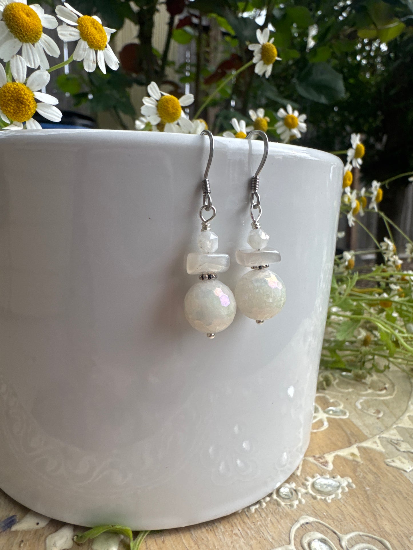Moonstone, silver metal, earrings