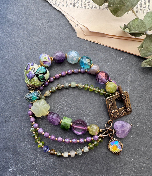Amethyst, jade, chalcedony, fluorite, green garnet, lampwork glass, Czech glass, bracelet