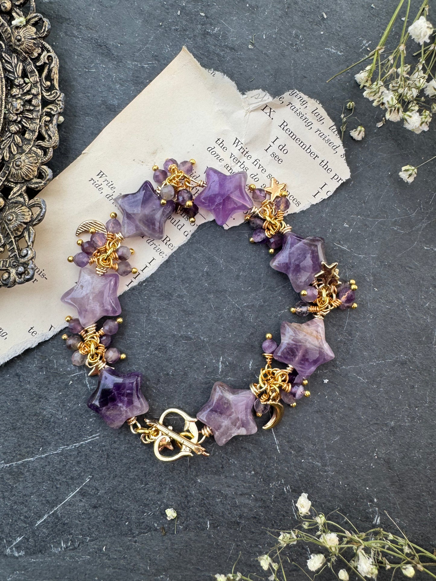Amethyst stone stars, amethyst stone, gold metal, bracelet