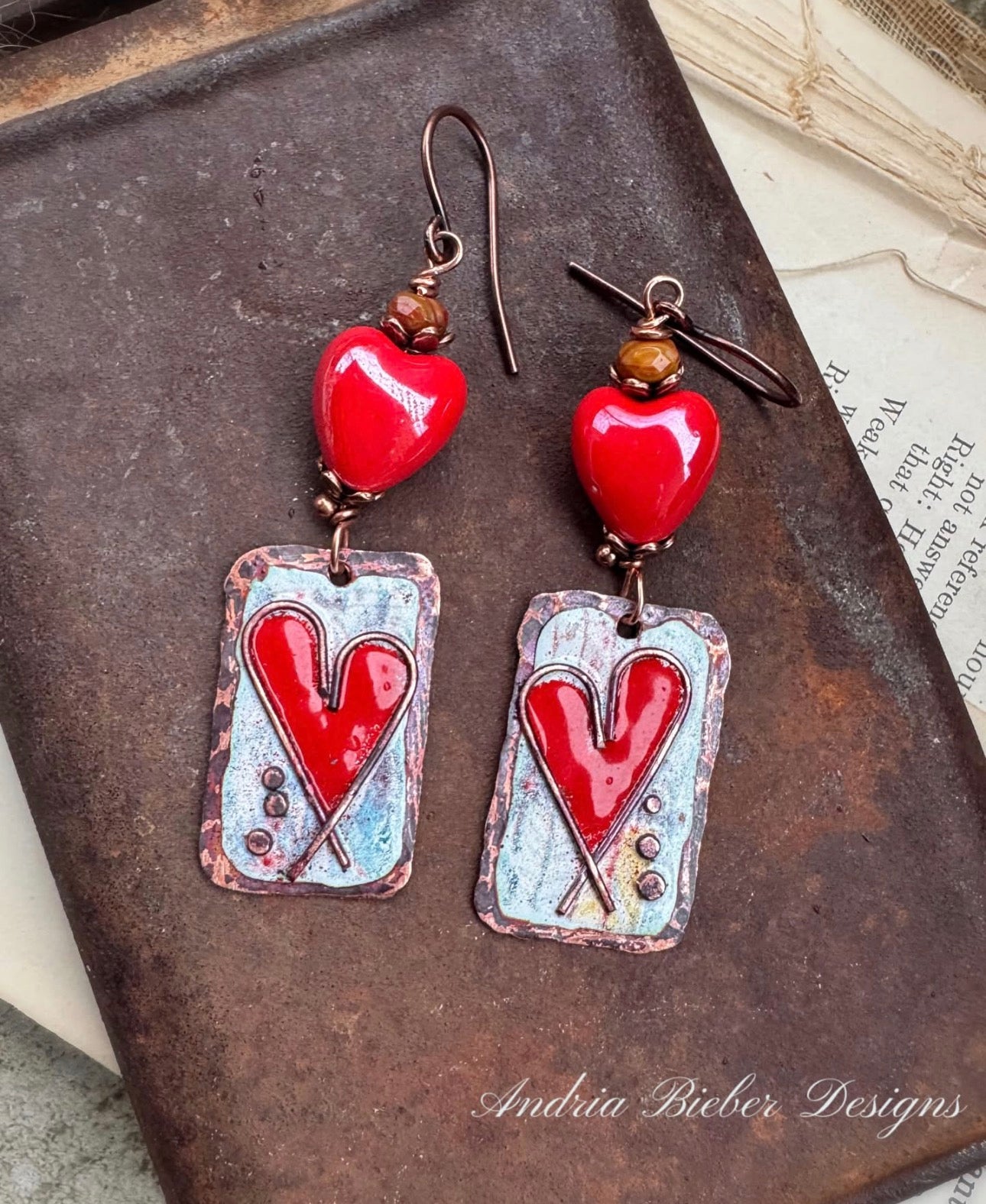 Enamel charm in glass and copper metal, hearts, earrings