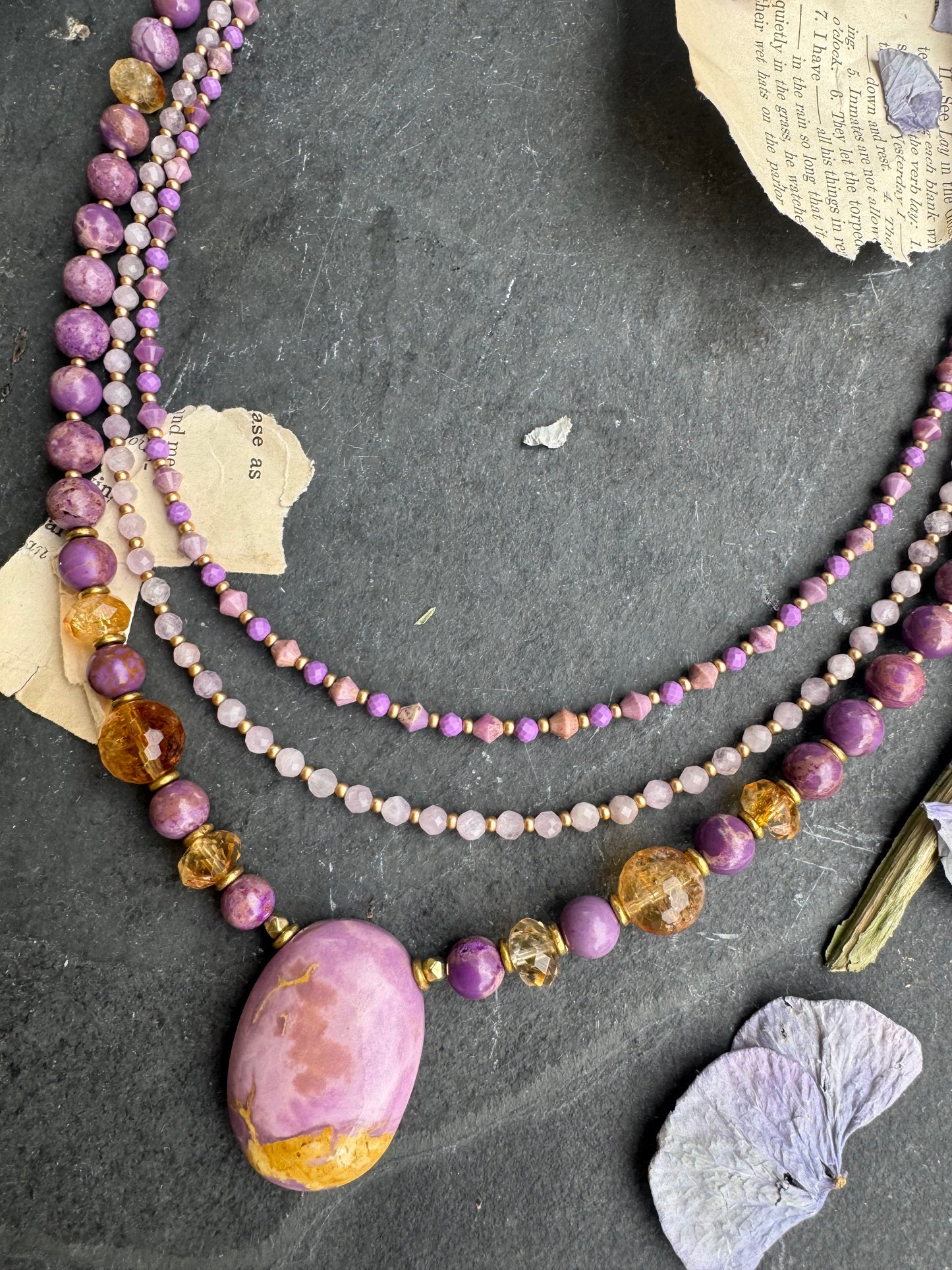 Phosphosiderite, kunzite, citrine stone, necklace, brass, gold, metal, jewelry