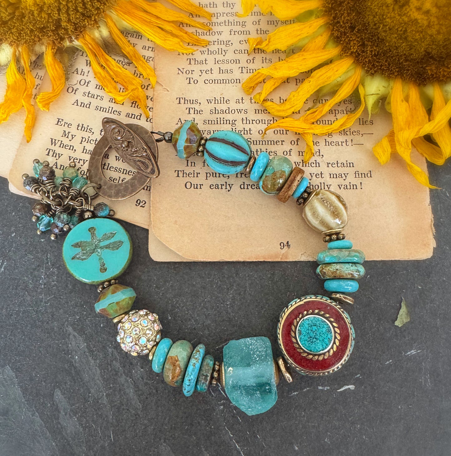 Turquoise stone, czech glass, nepal bead, brass, bracelet.