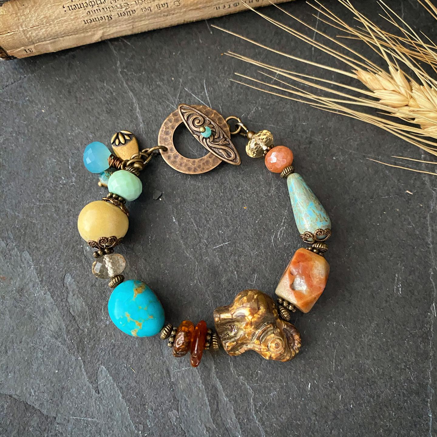 Nouveau Swirls Creative bar, toggle bar, Vintaj Natural Brass