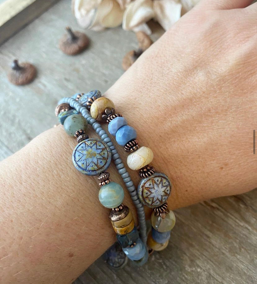 Blues. Mixed gemstone, Czech glass, bracelet, KIT