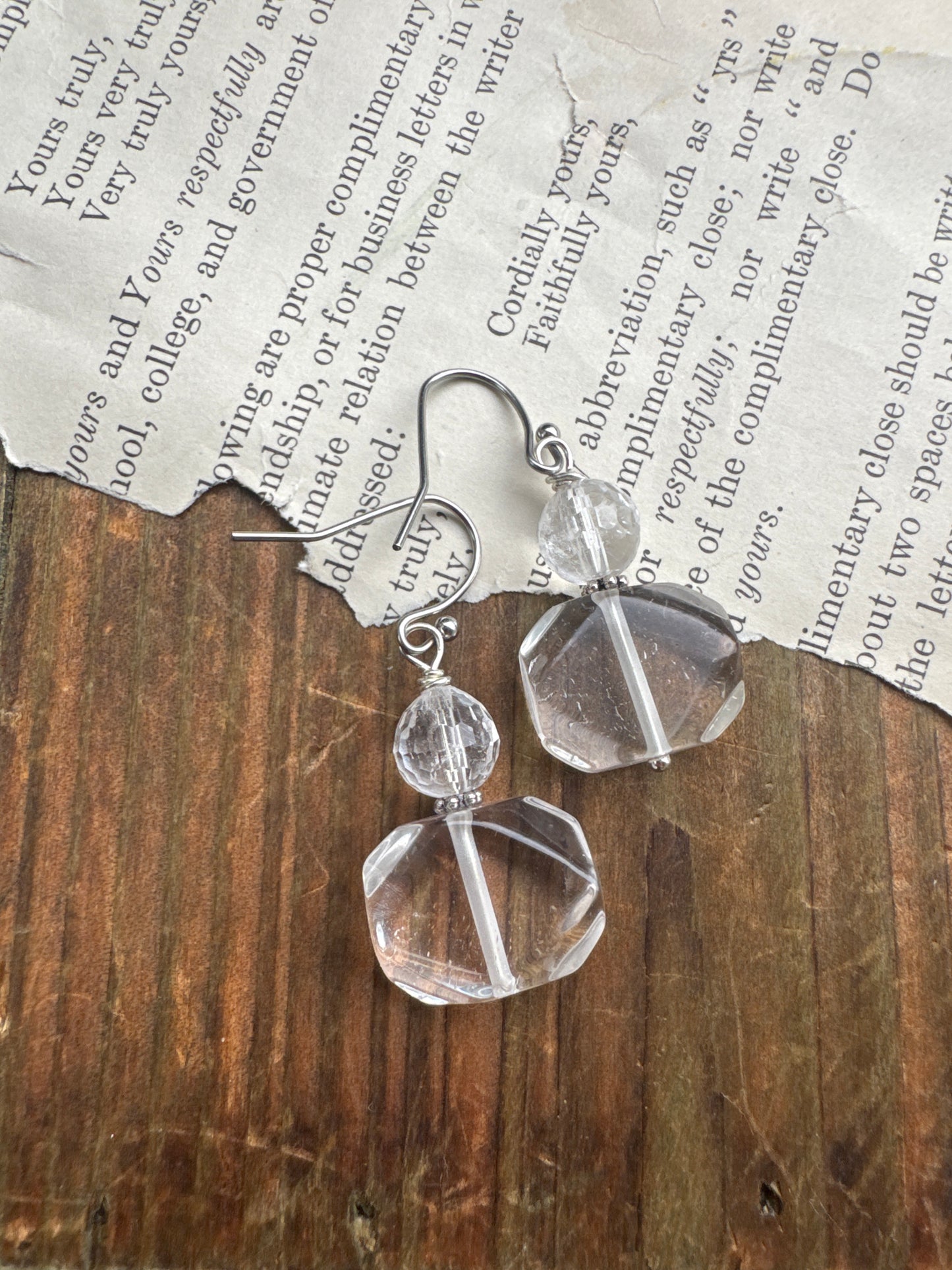 Clear quartz stone, silver metal, earrings