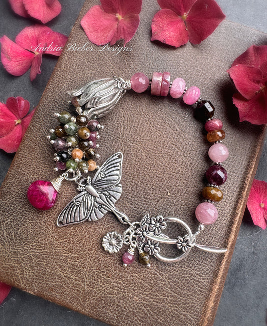 Silver moth. Madagascar rose quartz, pink moonstone, pink Tourmaline, watermelon tourmaline, silver moth, silver metal, bracelet.