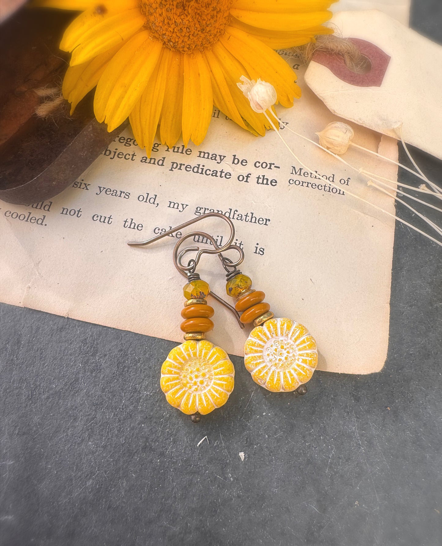 Sunflower. 🌻ceramic beads, Handmade lampwork glass, citron, tiger eye, African opal, Czech glass, bronze metal, bracelet. Includes earrings.