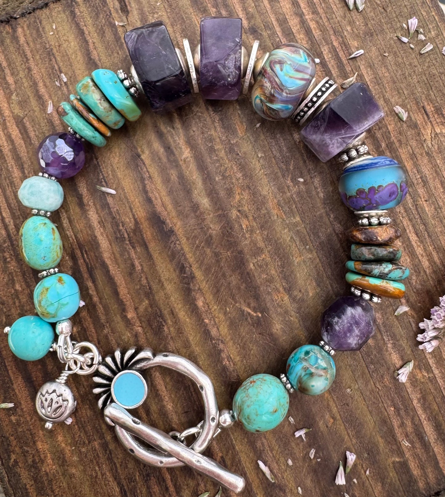 Turquoise kingman, handmade lampwork glass, amethyst, Amazonite, jasper, silver metal, bracelet.