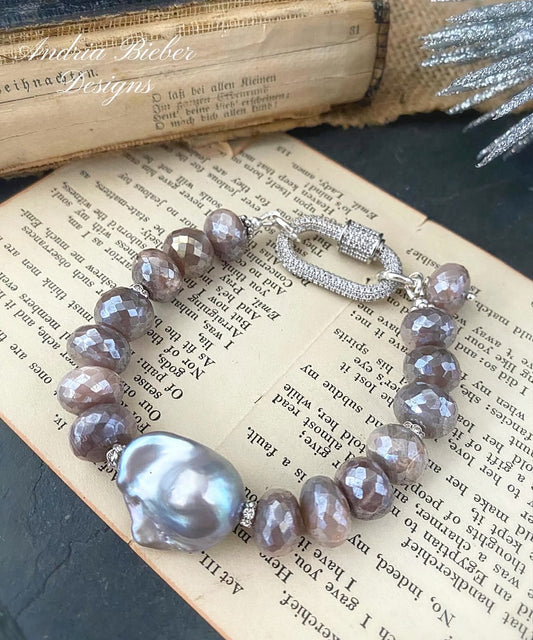 Mystic moonstone, Baroque pearl,  silver metal, bracelet