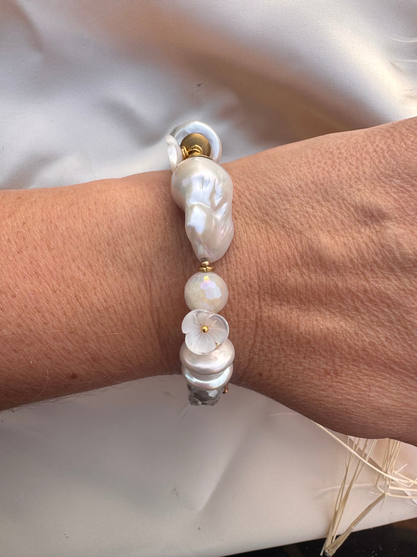 Baroque pearls, moonstone, clear quartz, selenite, shell flowers, rhinestone, gold metal, bracelet