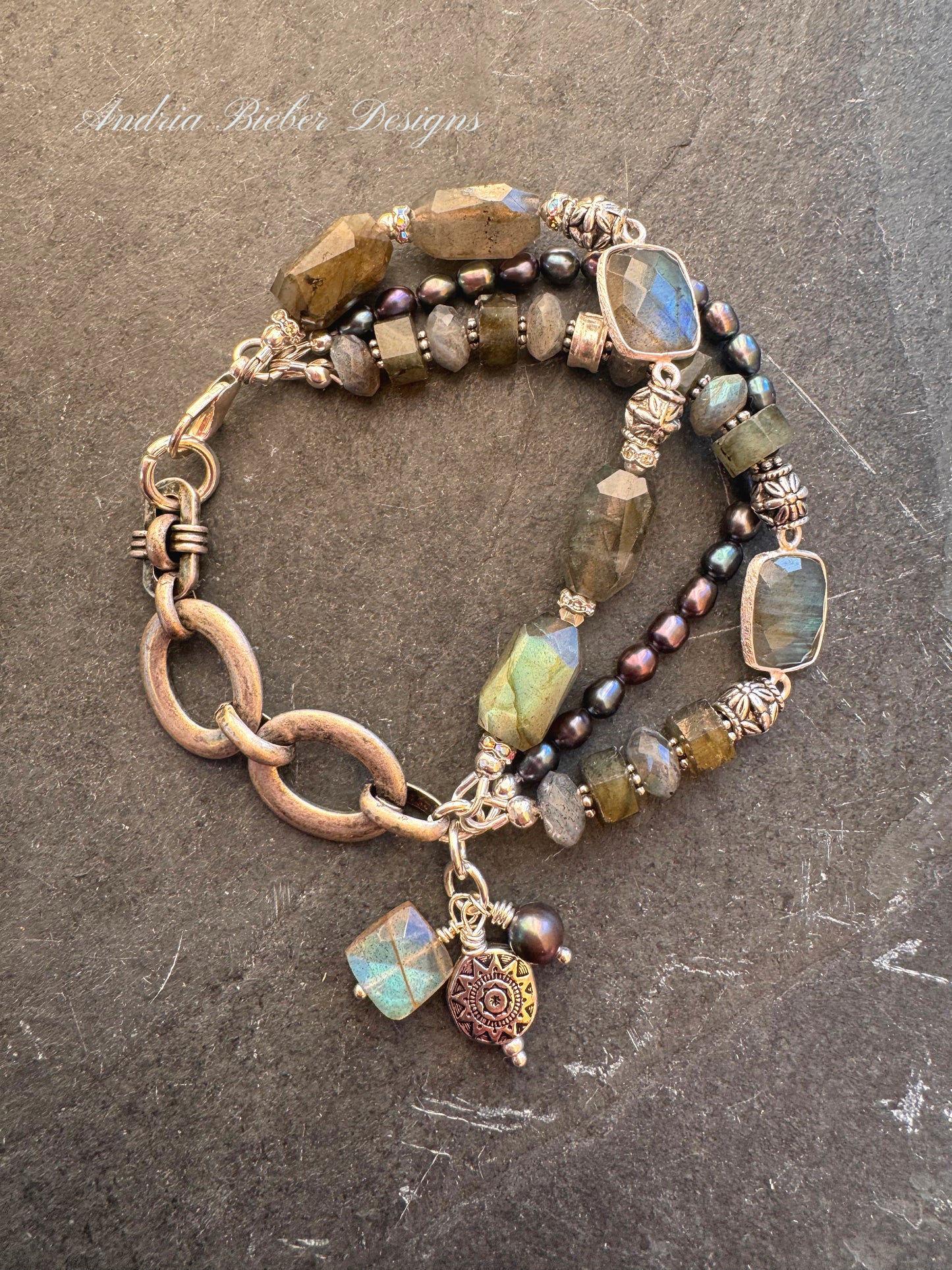 labradorite, pearls, chain, silver metal, bracelet