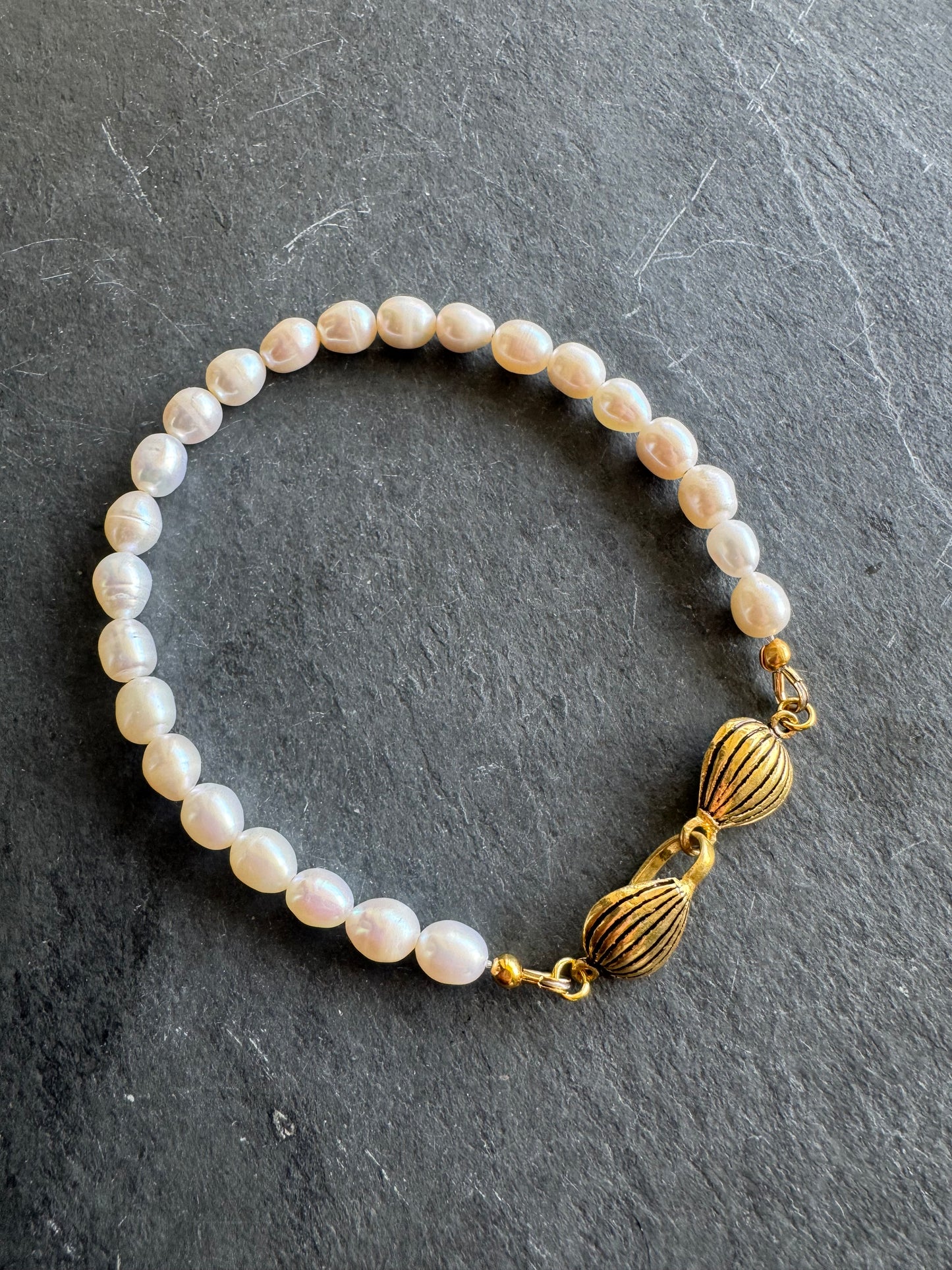 Gold Vermeil onion clasp, Freshwater AAA white Pearls, bracelet