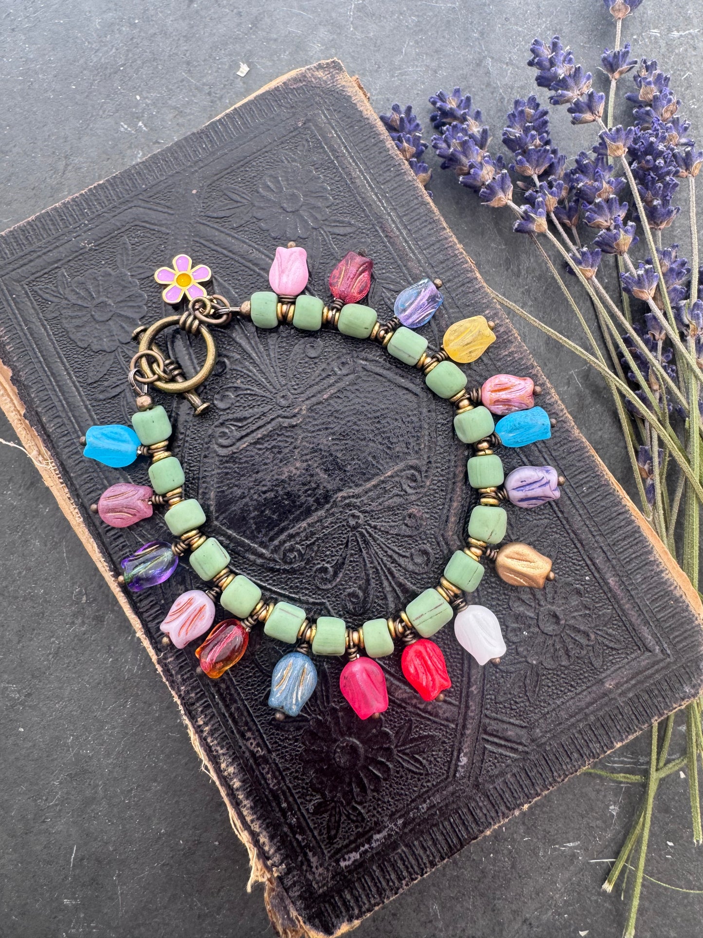 Tulip Czech glass, Javan glass, bronze metal bracelet.