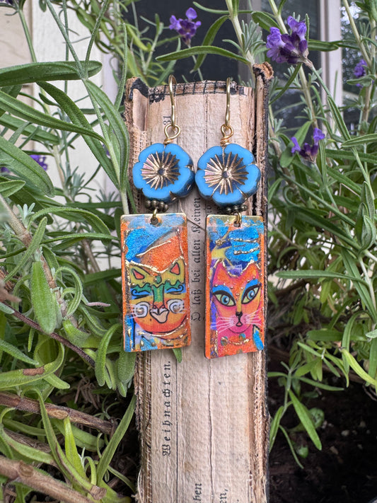Cat earrings. Enamel charms, Czech glass flowers, gold metal, earrings