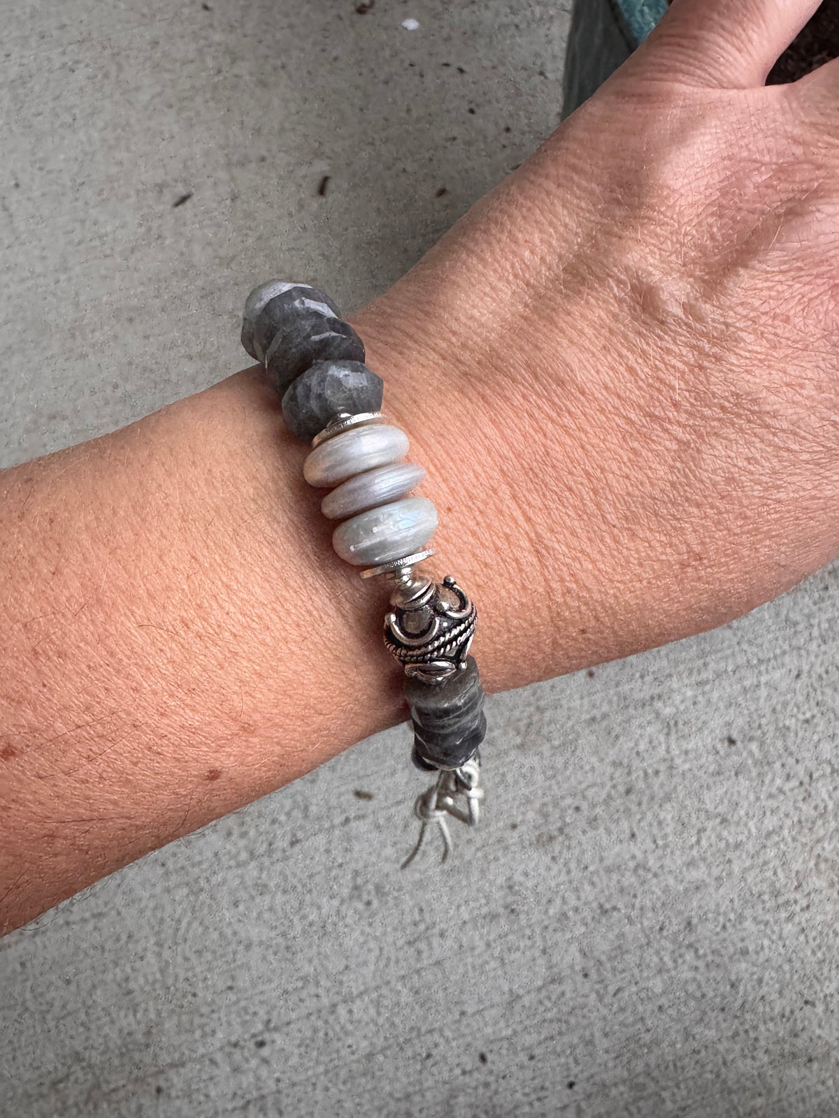 labradorite, pearls, silver metal, button, bracelet