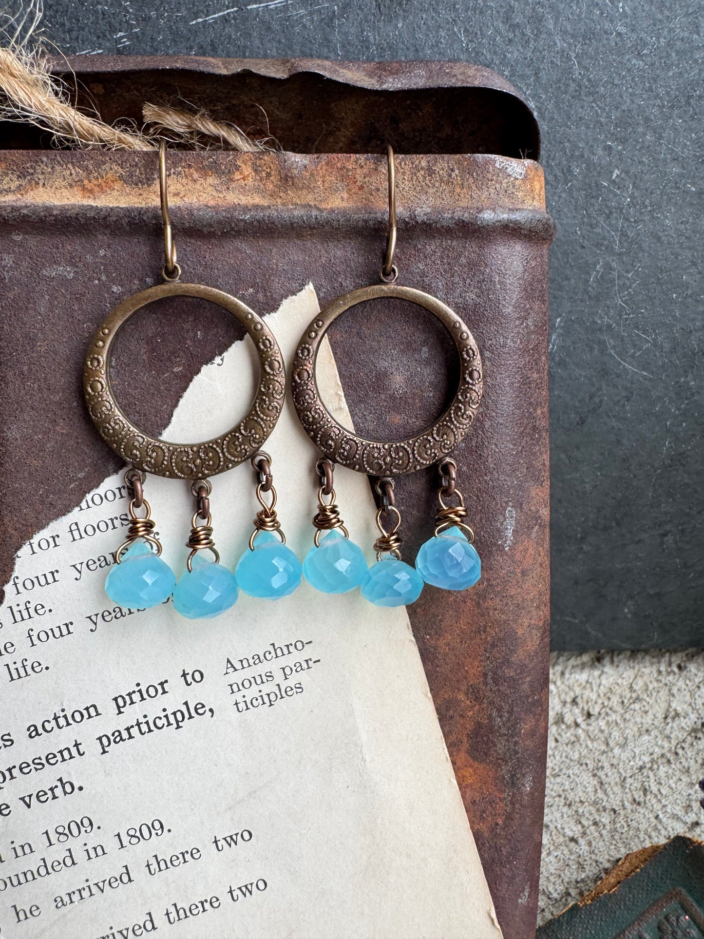 Blue stone, bronze metal, earrings