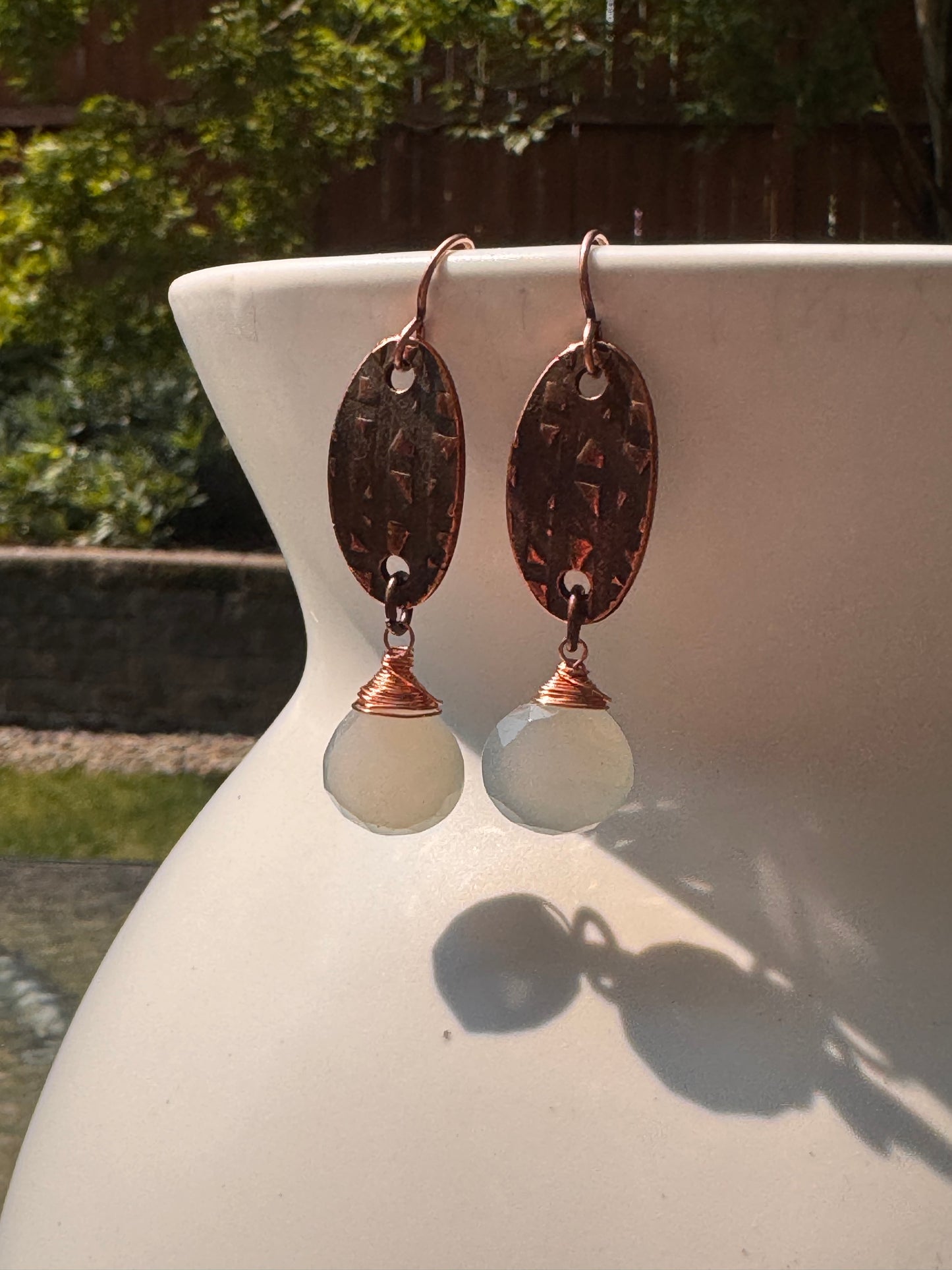 Cream quartz stone, copper metal, earrings