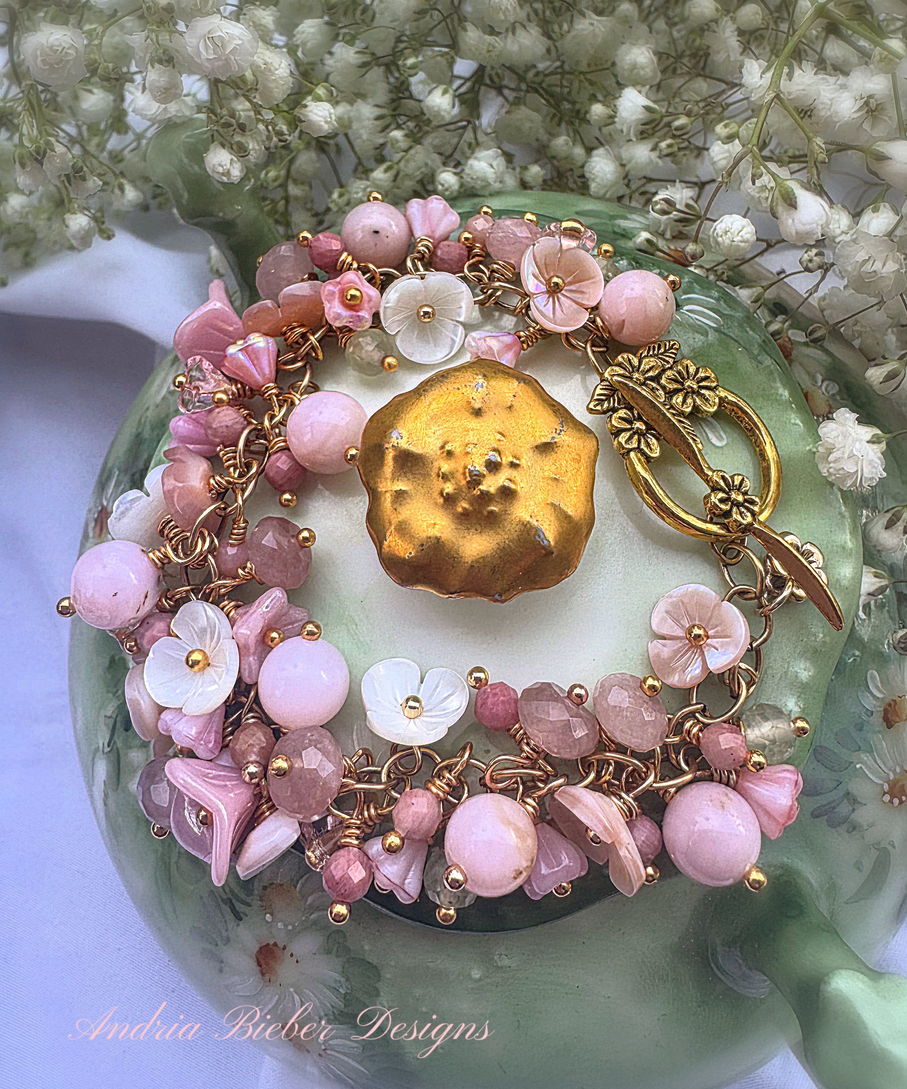 アクセサリー rose Pink opal, pink shell blossoms, rose quartz, peridot, gold metal