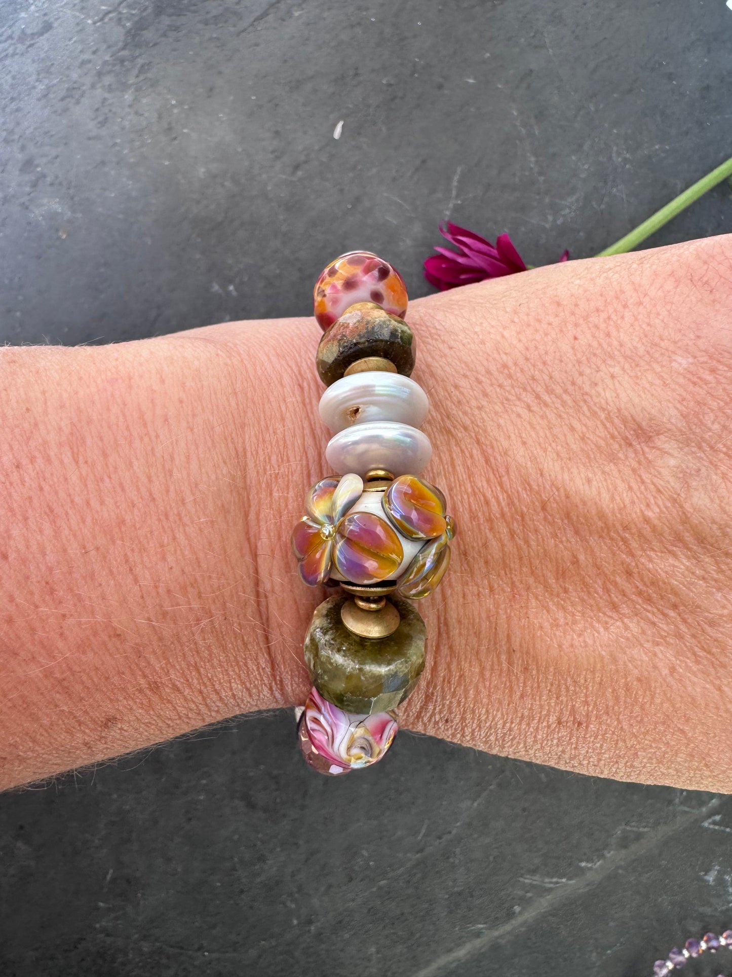 Sunset. lampwork glass, green garnet, amethyst, citrine, strawberry quartz, moonstone, pink opal, pearls, bracelet.