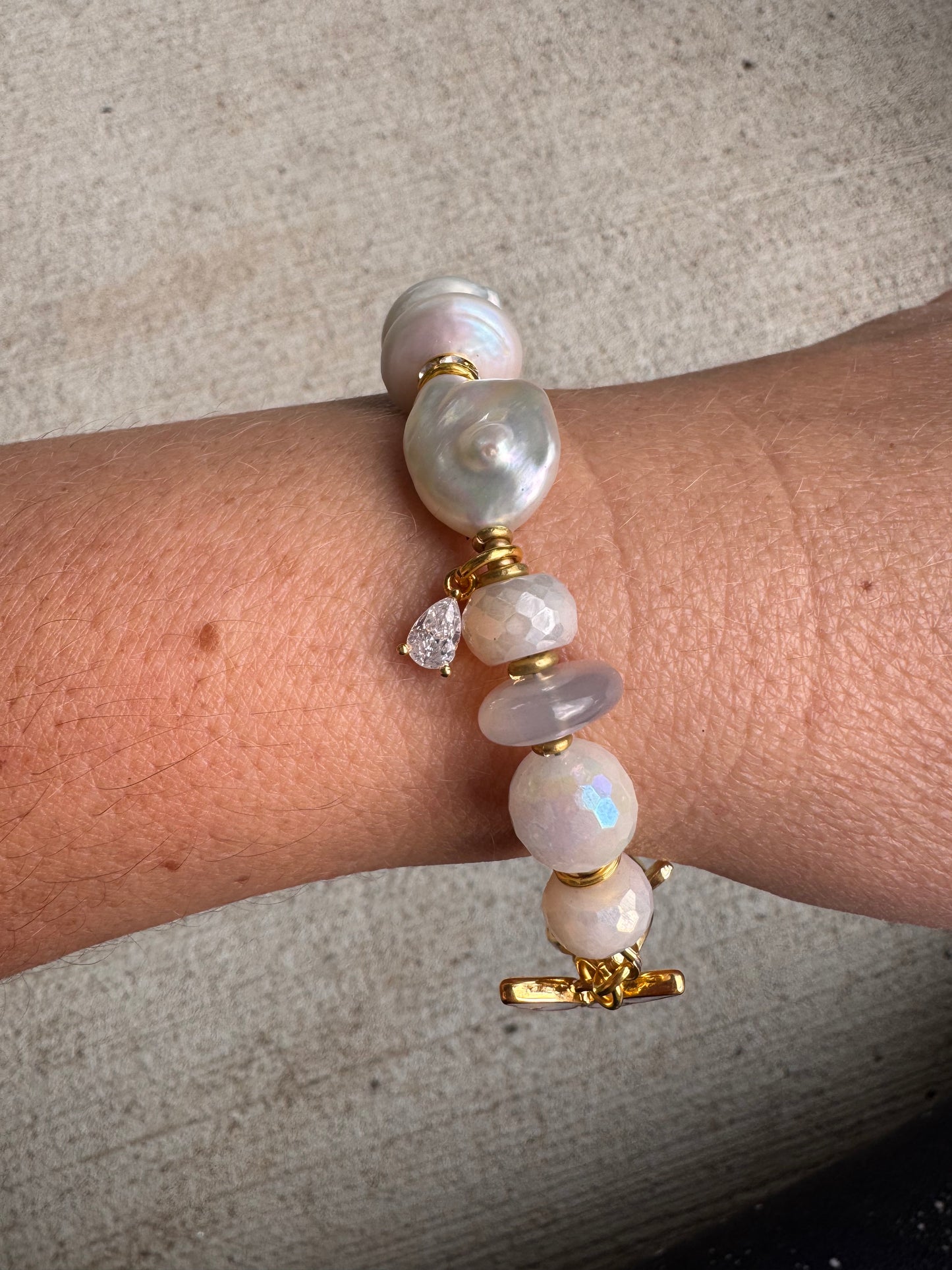 Freshwater AAA white Pearls, AB moonstone, rhinestone, gold metal, bracelet