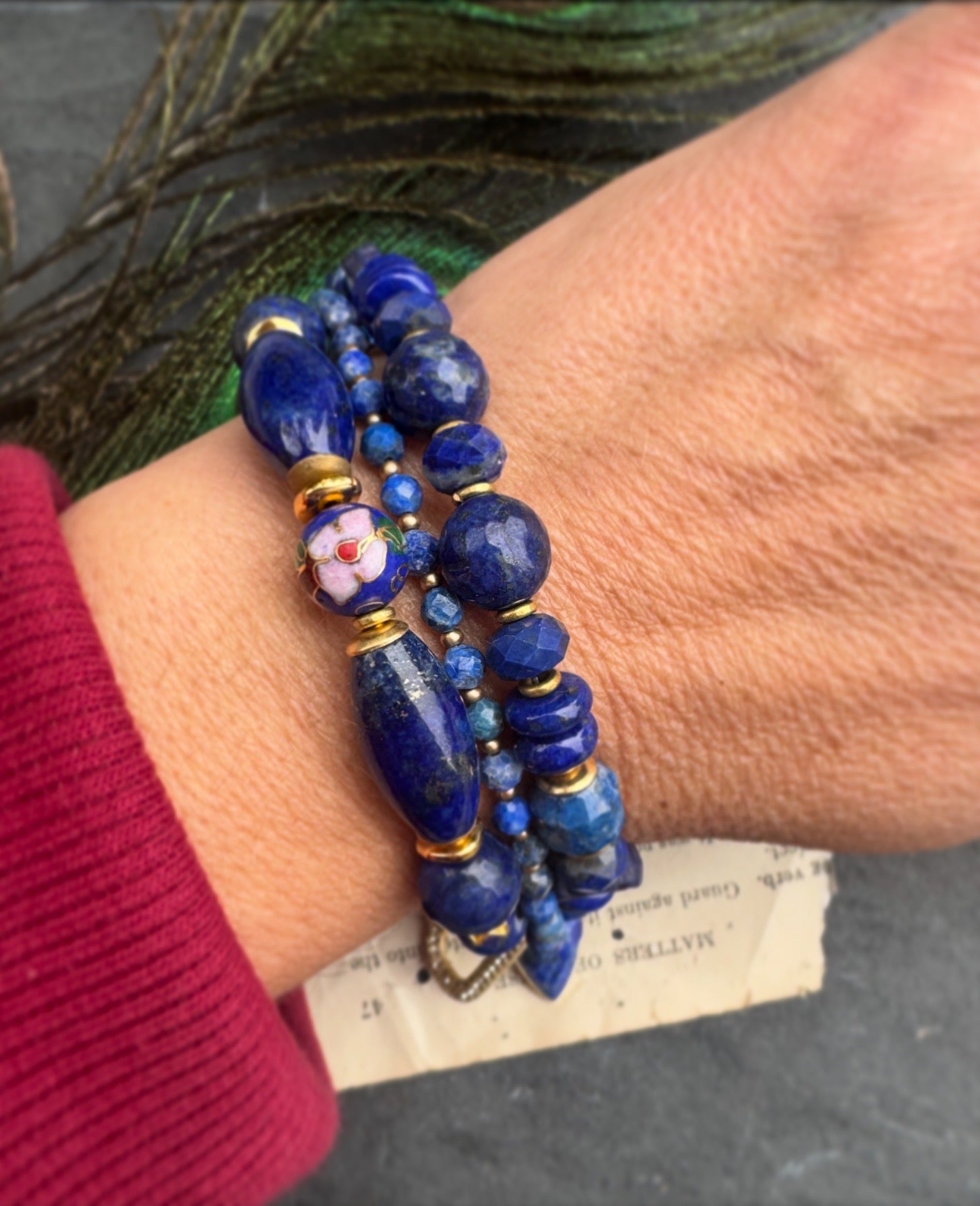 Lapis lazuli stone, cloisonné, Czech glass, gold metal, bracelet. Rhinestone carabiner clasp. ￼