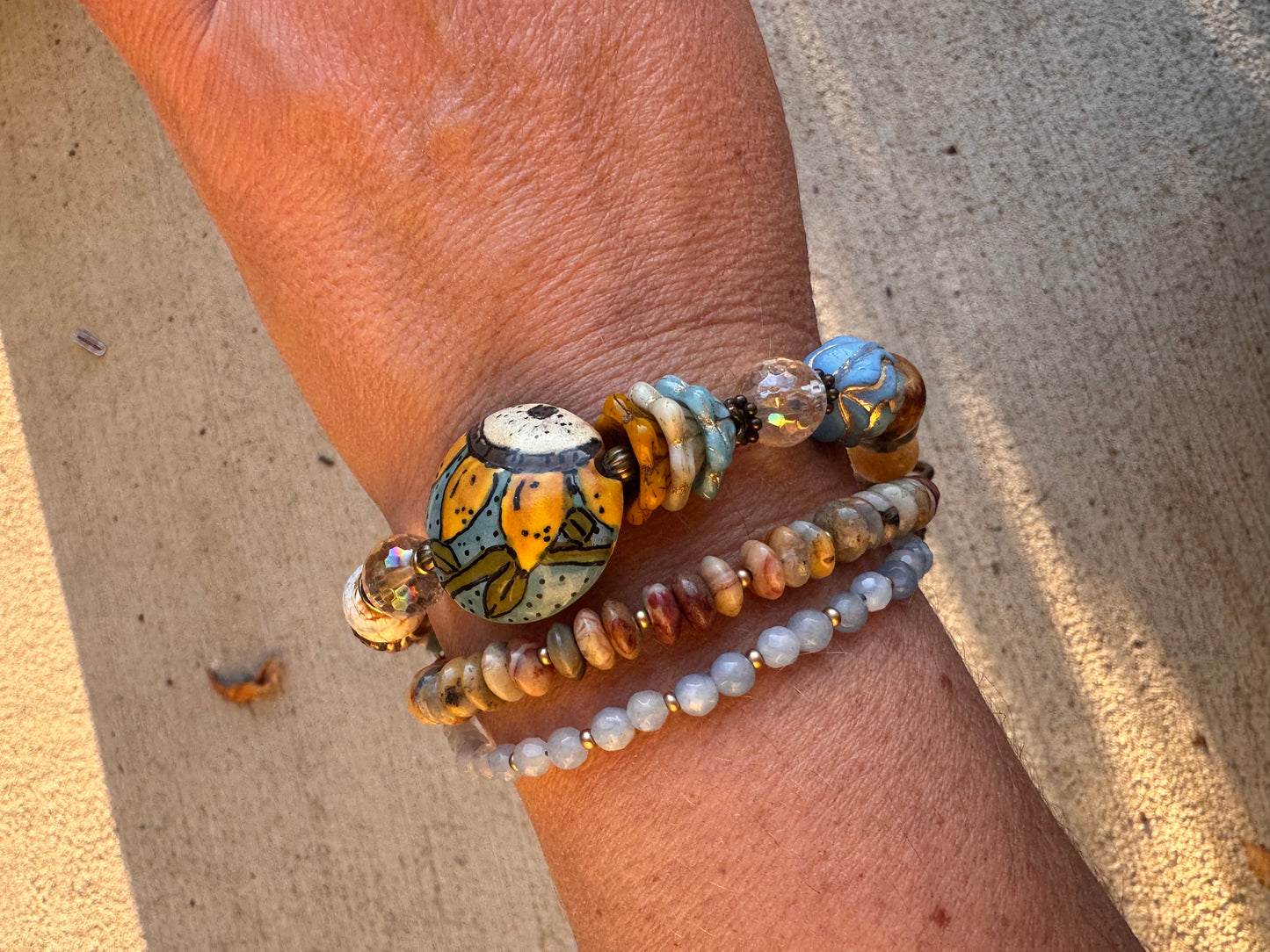 Blue sky Sunflower. 🌻ceramic beads, Handmade lampwork glass, citron, crazy lace, aquamarine, Czech glass, bronze metal, bracelet.