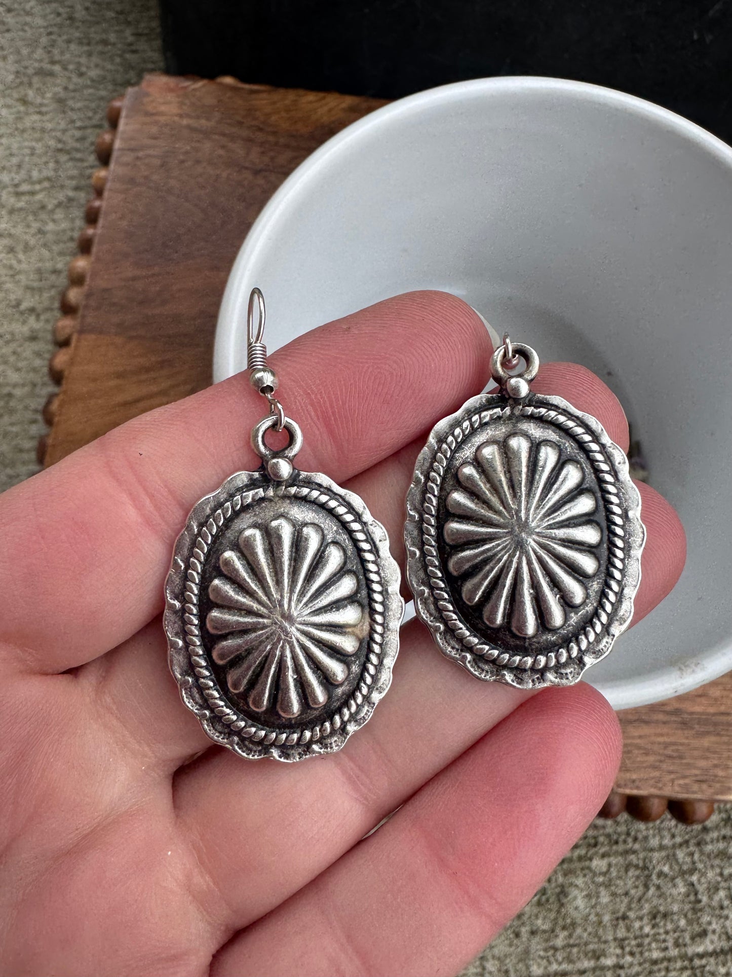 Western style charm silver earrings, jewelry