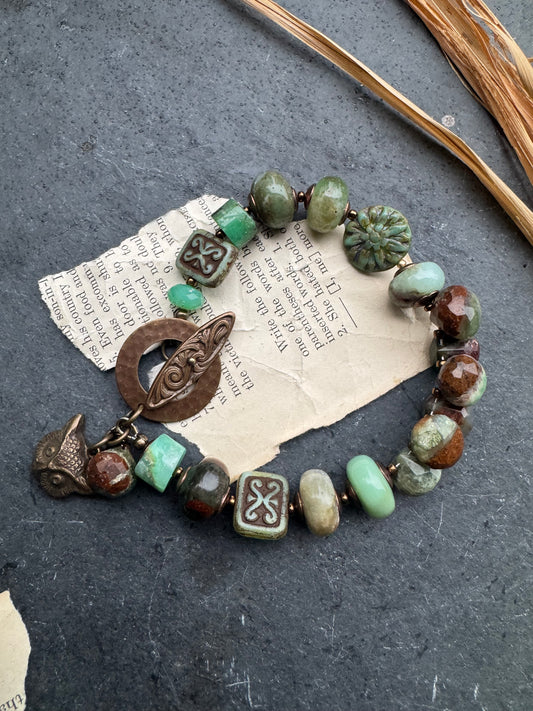 Chrysoprase stone, Czech glass, bracelet