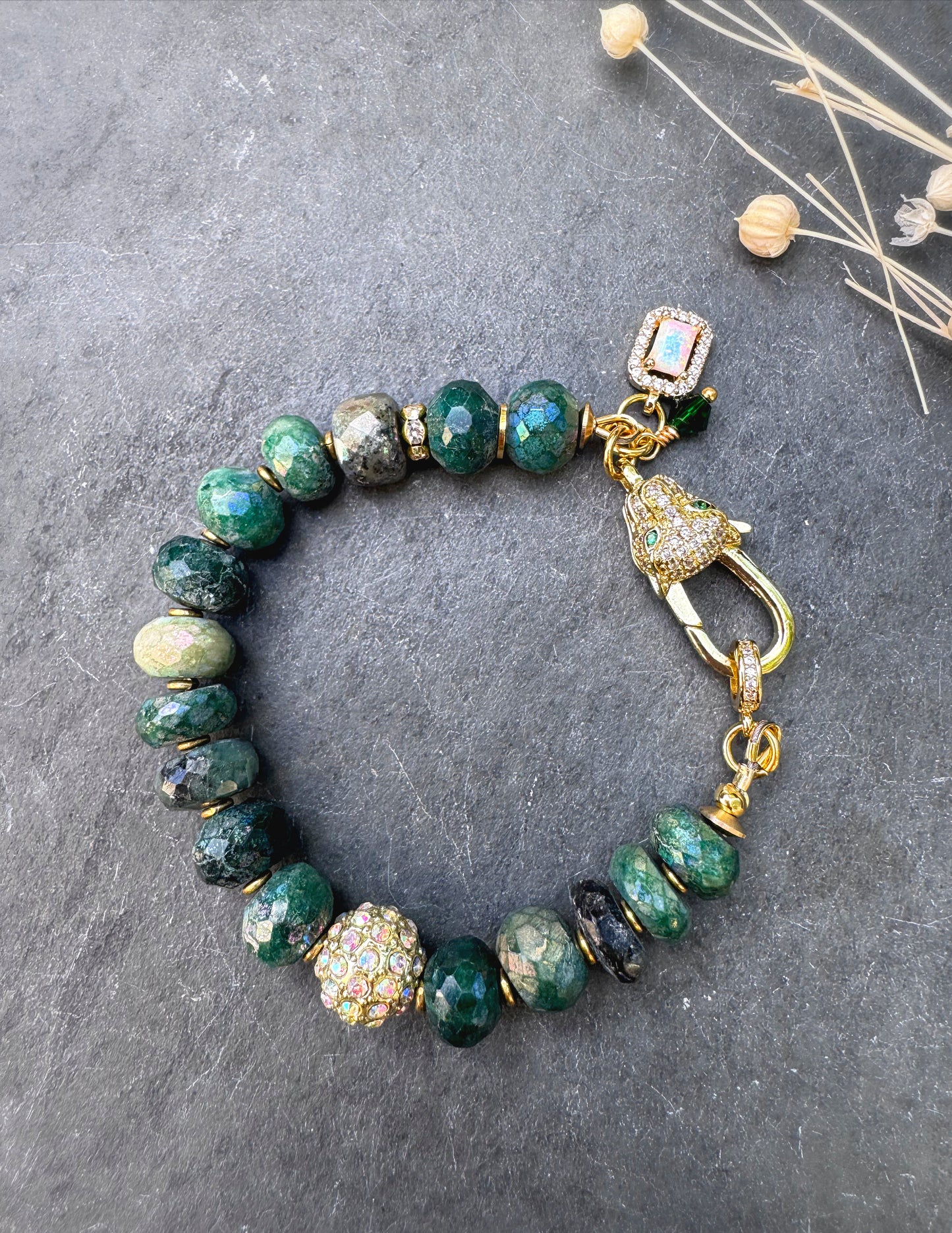 Emerald leopard. Emeralds, rhinestone, bracelet.