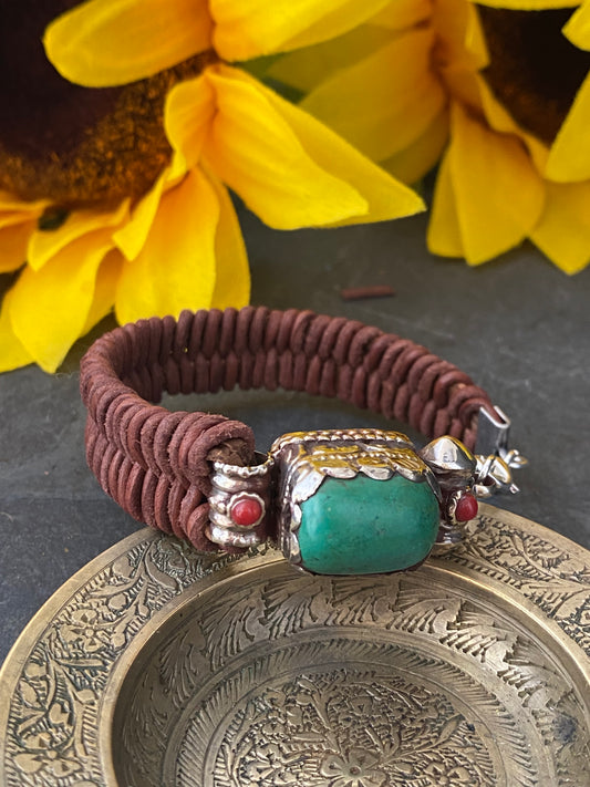Green turquoise Nepal pendent, silver metal, leather braided, bracelet