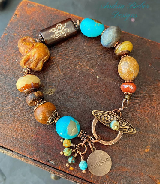 Turquoise stone, lampwork glass, czech glass, labradorite stone, spiny oyster, ￼copper metal, bracelet