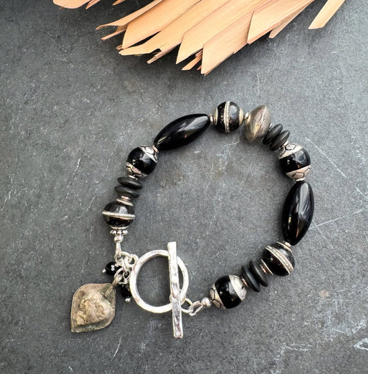 Black onyx Stone and silver metal, bracelet, jewelry