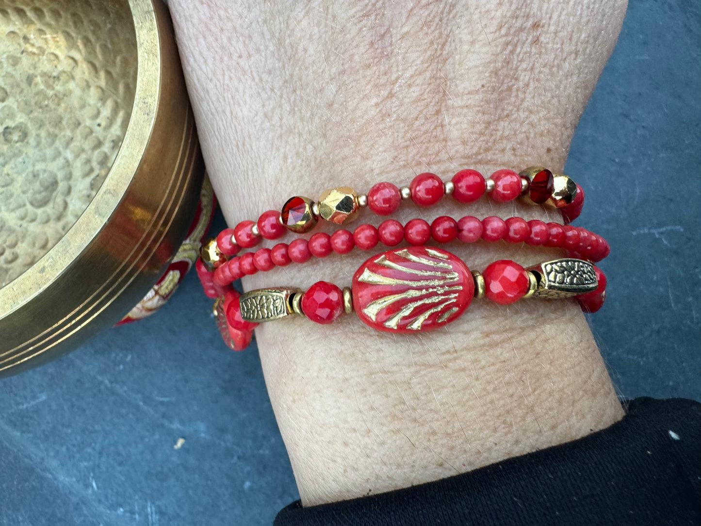 Red Czech glass, red coral, gold metal, bracelet