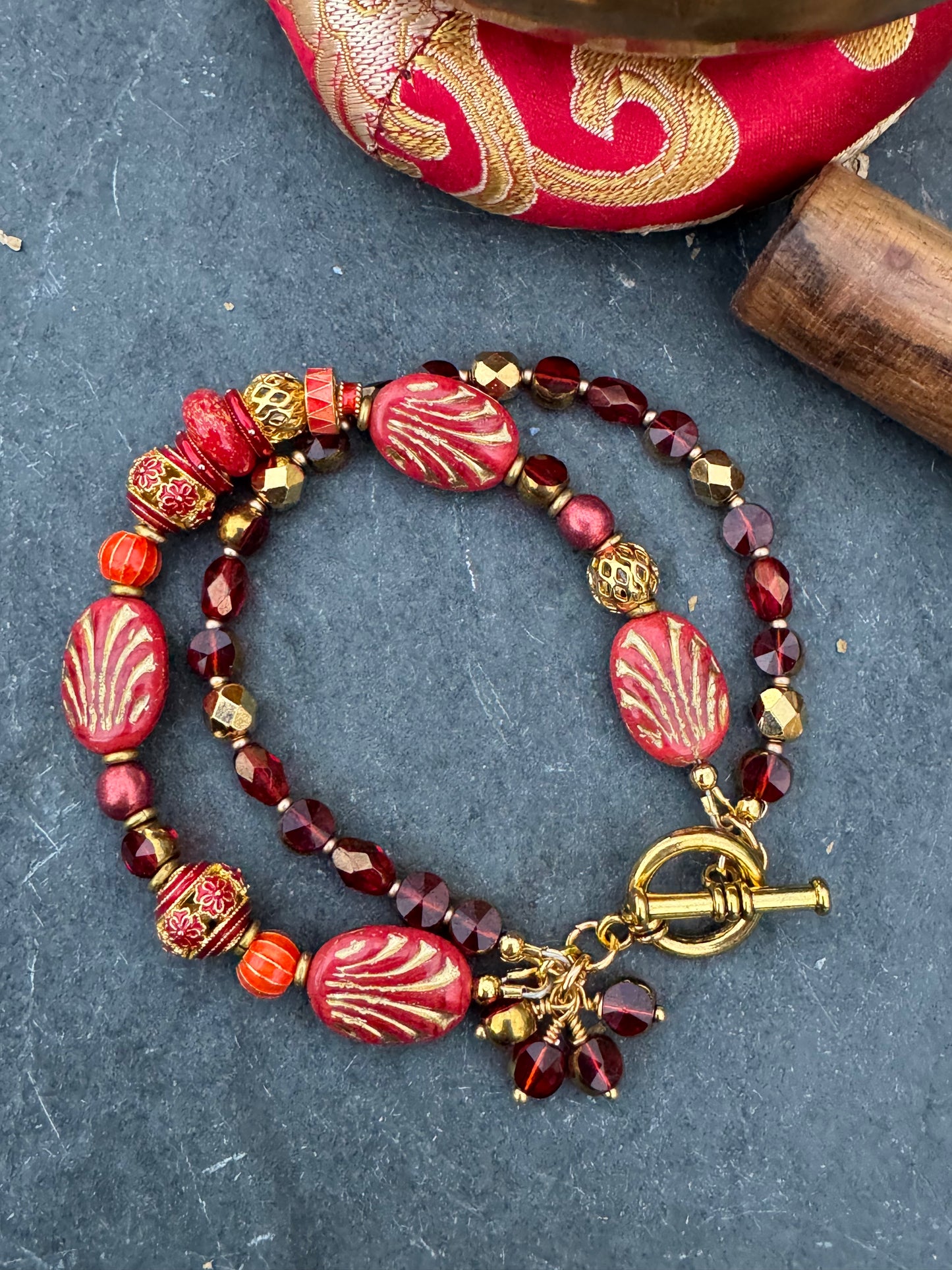 Red Czech glass, red coral, cloisonne, gold metal, bracelet