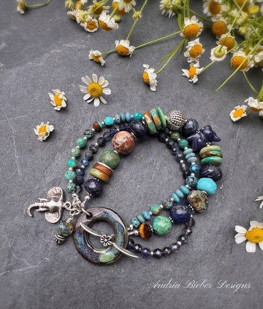 Turquoise, iolite, ceramic clasp, bracelet