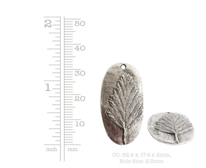 Charm Alder Leaf Antique Silver, 17x32mm