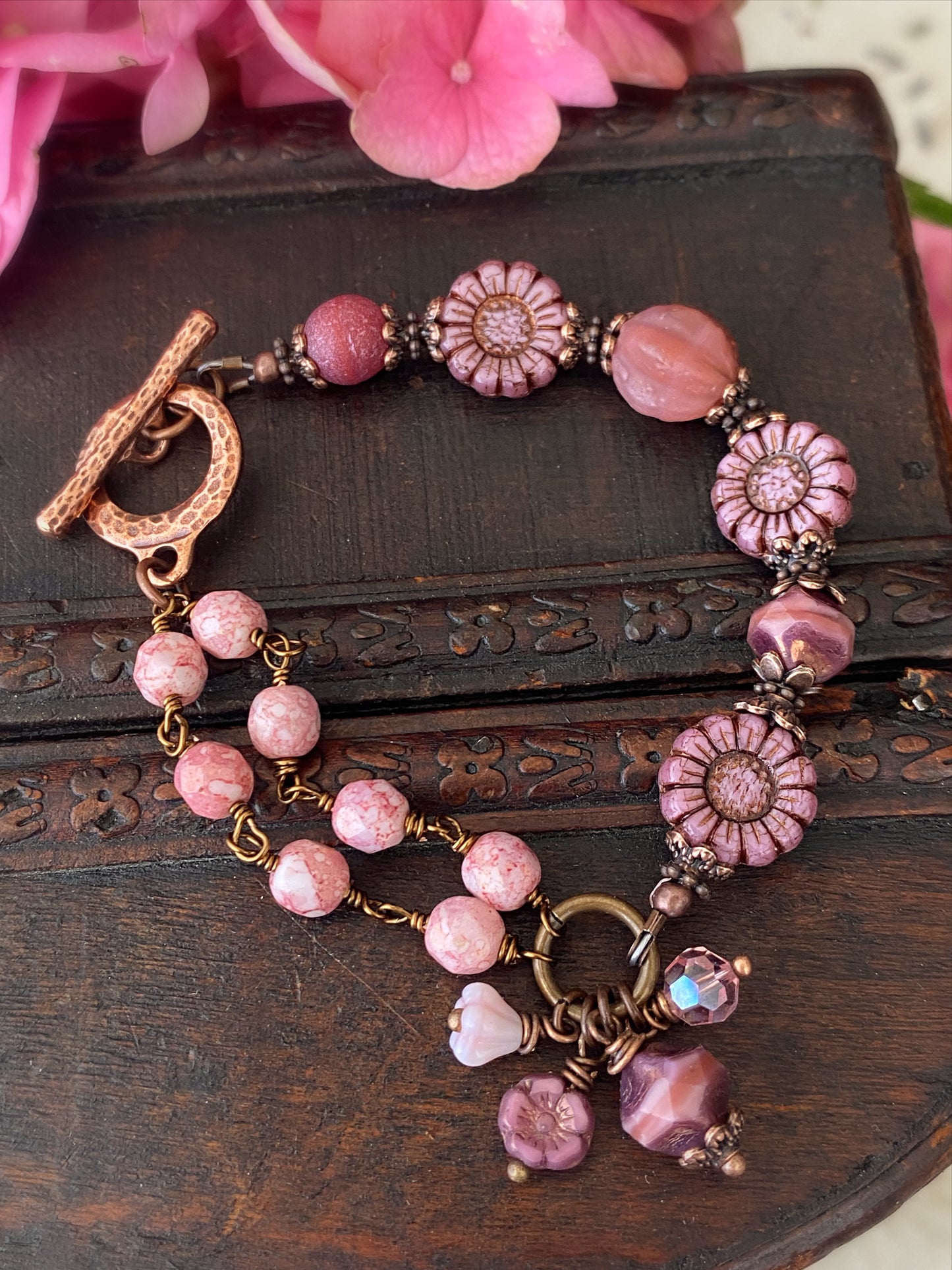 Pink flower Czech glass, copper metal, bracelet, jewelry