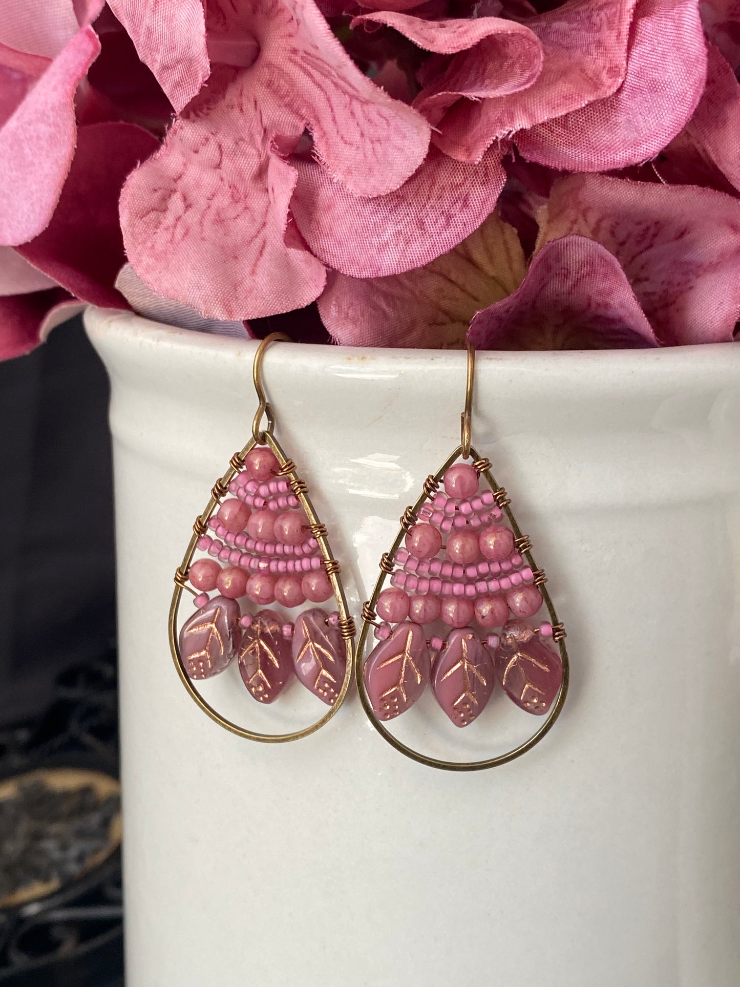Leaf earrings. Pink. Czech glass leaves, seed beads, beaded earrings, KIT