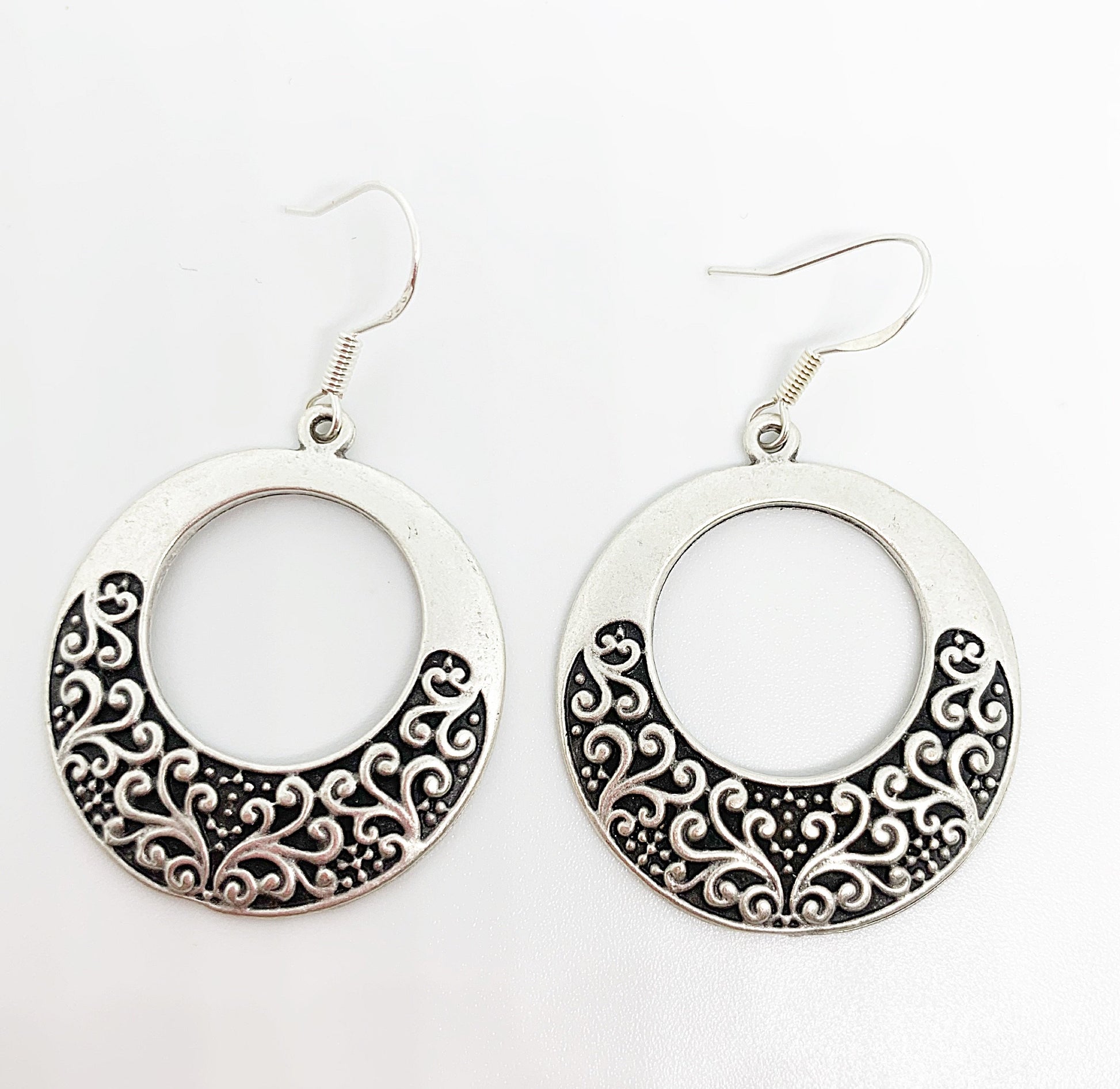 Filigree hearts. Sterling silver hoop earrings, jewelry. - Andria Bieber Designs 