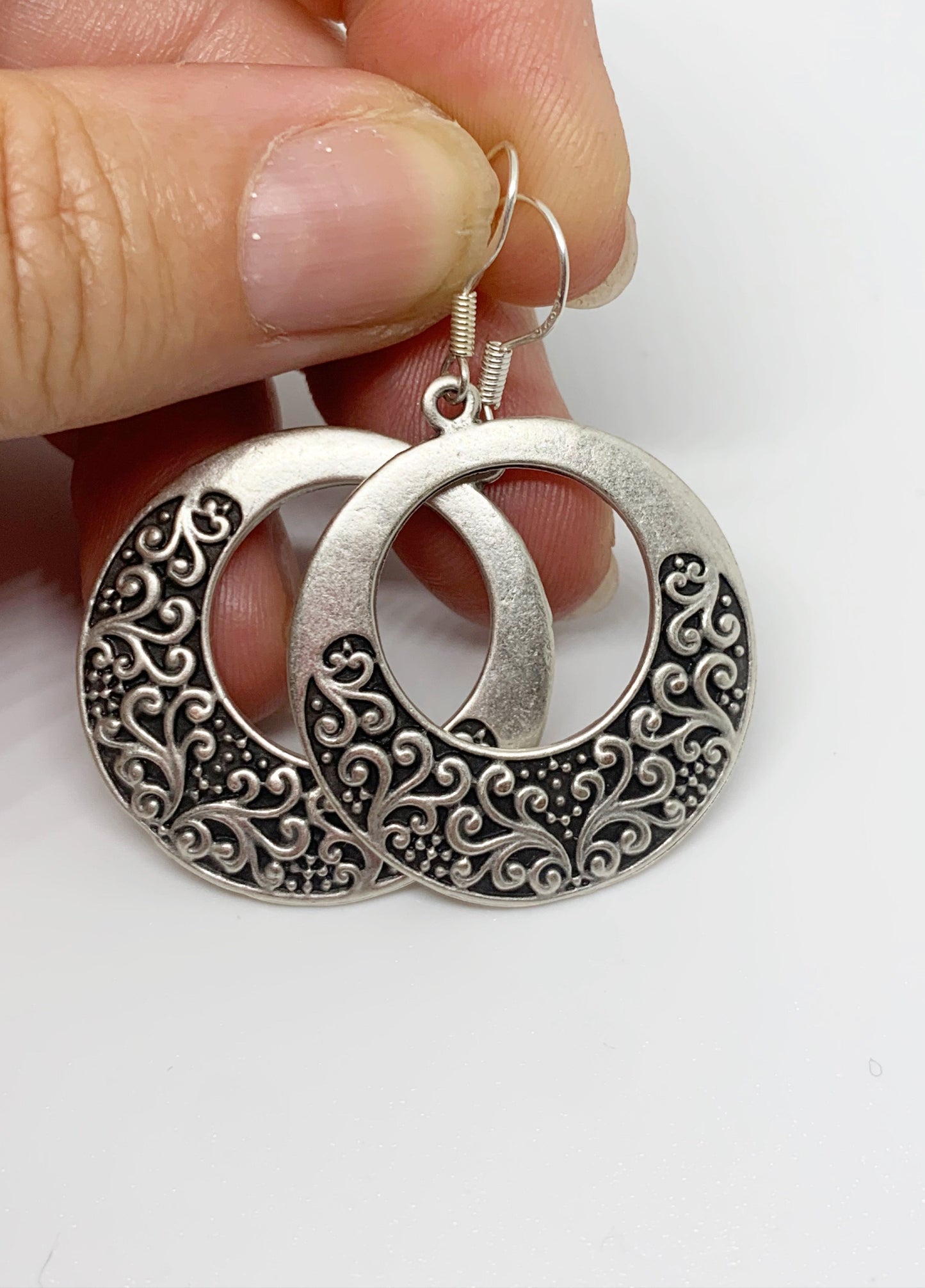 Filigree hearts. Sterling silver hoop earrings, jewelry. - Andria Bieber Designs 